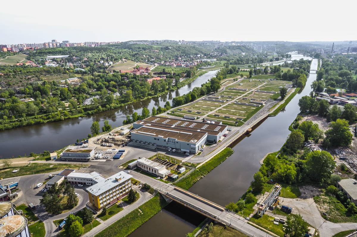 Letecký pohled na ÚČOV Praha na Císařském ostrově